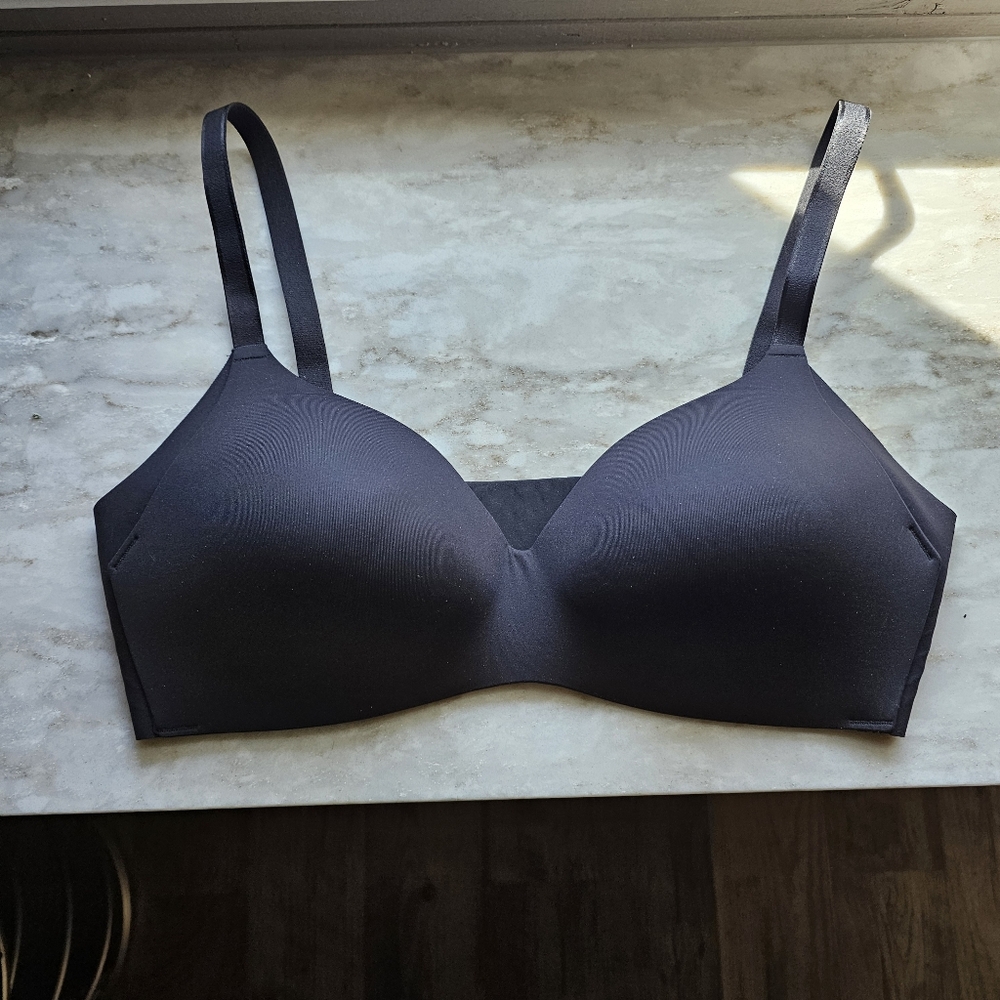 Knix Wingwoman Wireless Bra Size 3